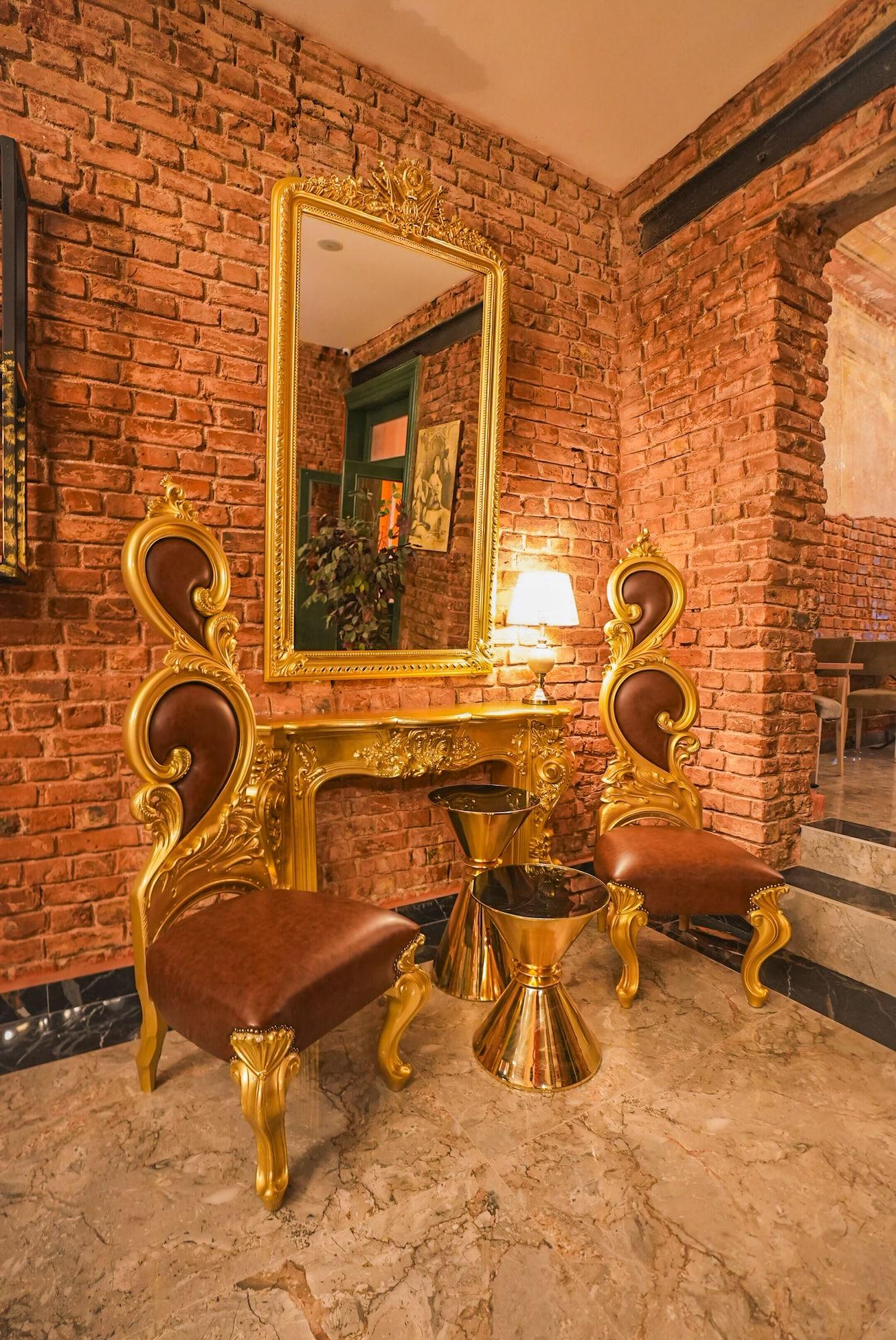 Vista Lobby Aria Palace Taksim