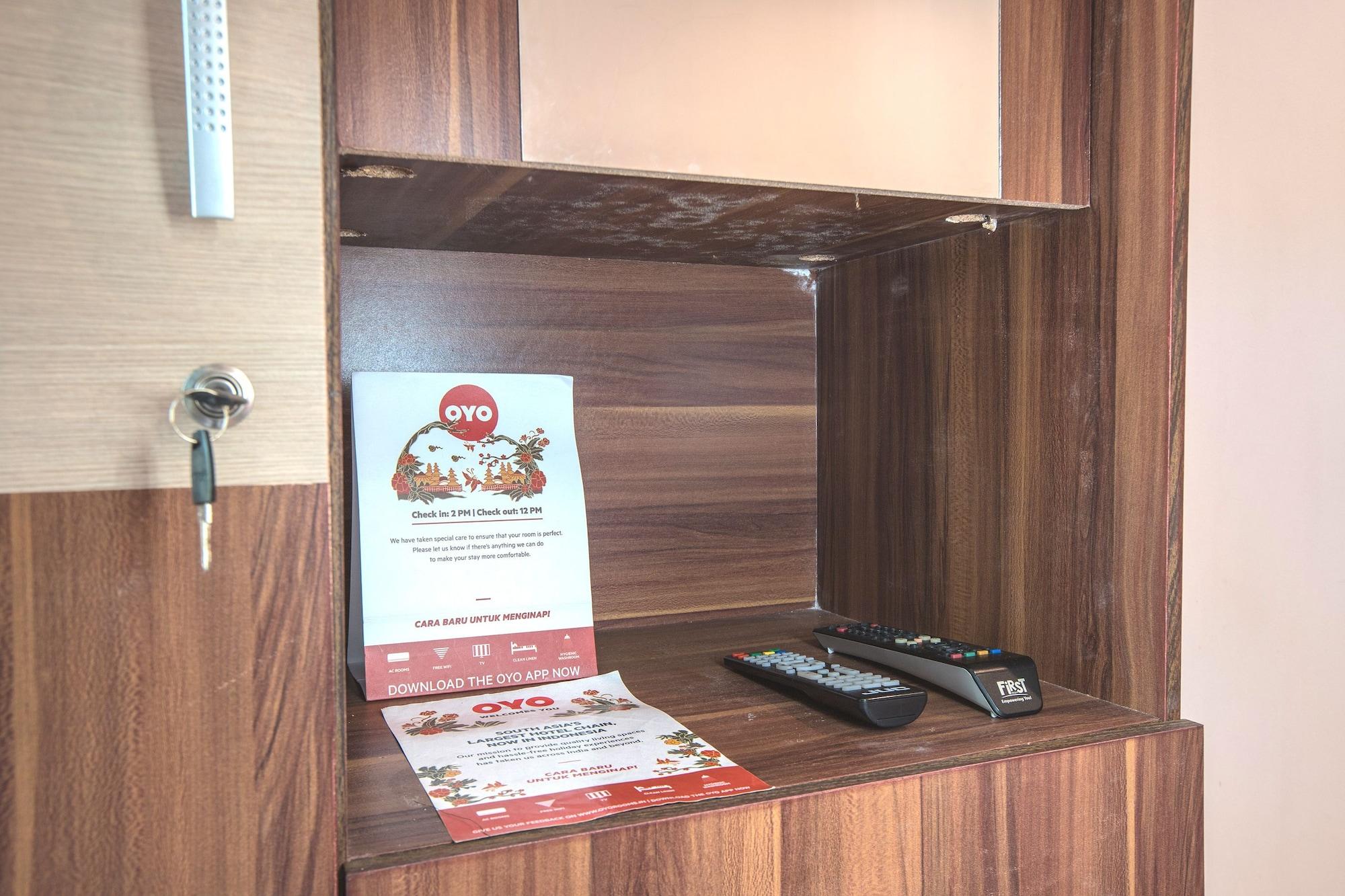 Set de Habitación Capital O 332 Residence G17 Kemang