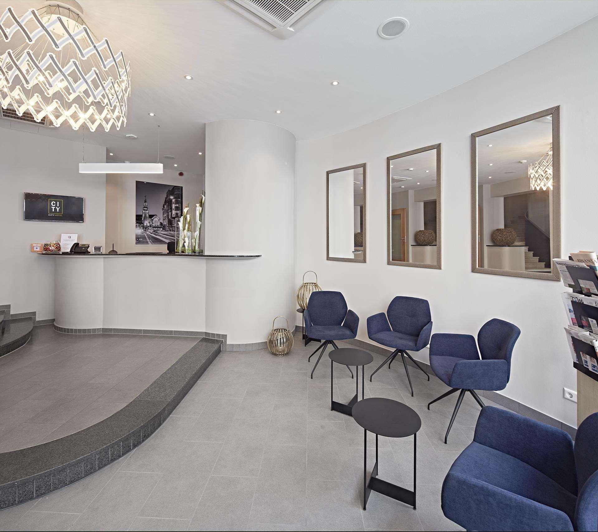 Vista Lobby City Hotel