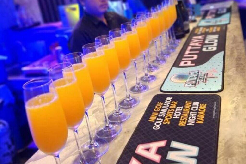 Restaurant Puttaya Glow