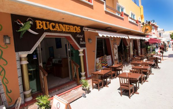Hotel & Restaurant Bucaneros, Isla Mujeres
