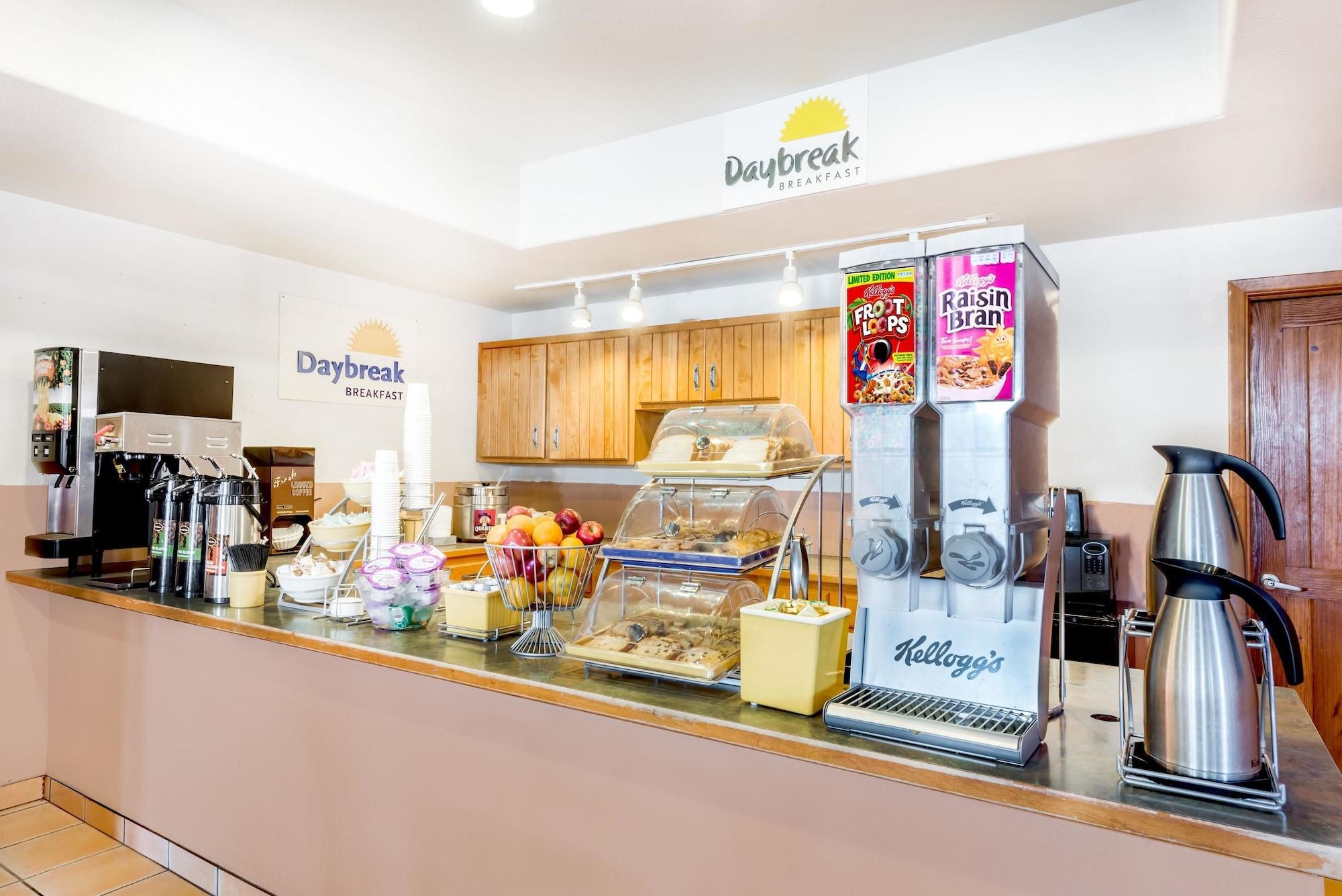Restaurant Days Inn & Suites by Wyndham Lordsburg