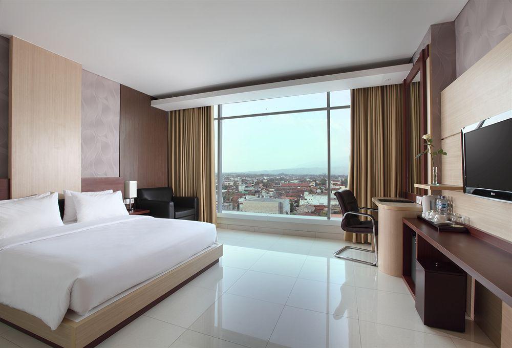 Habitación Hotel Santika Tasikmalaya