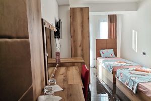 Alojamiento - Hotel ema