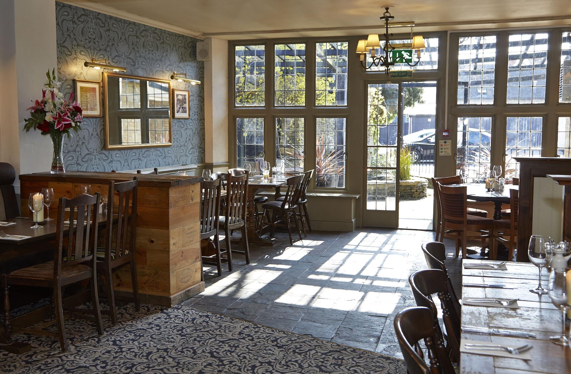 Vista Lobby Old Manse Hotel Bourton by Greene King Inns