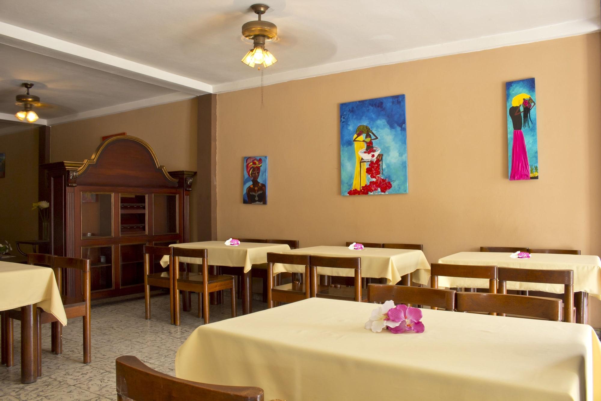 Restaurant Hotel Manantiales El Salvador