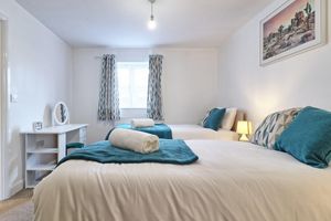 Alquiler Vacacional - Cosy, peaceful, stylish 2 bedroom flat which a home away from home.