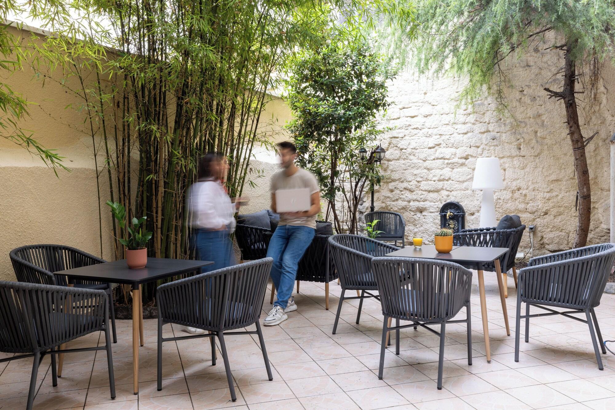 Varios Korner Montmartre