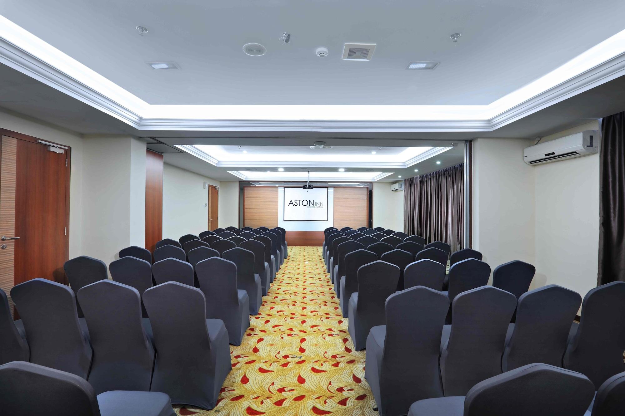 Sala de Reuniones Aston Inn Gideon Batam