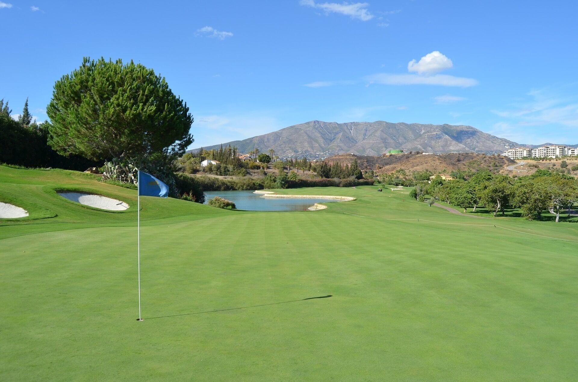 Campo de Golf Château la Moune