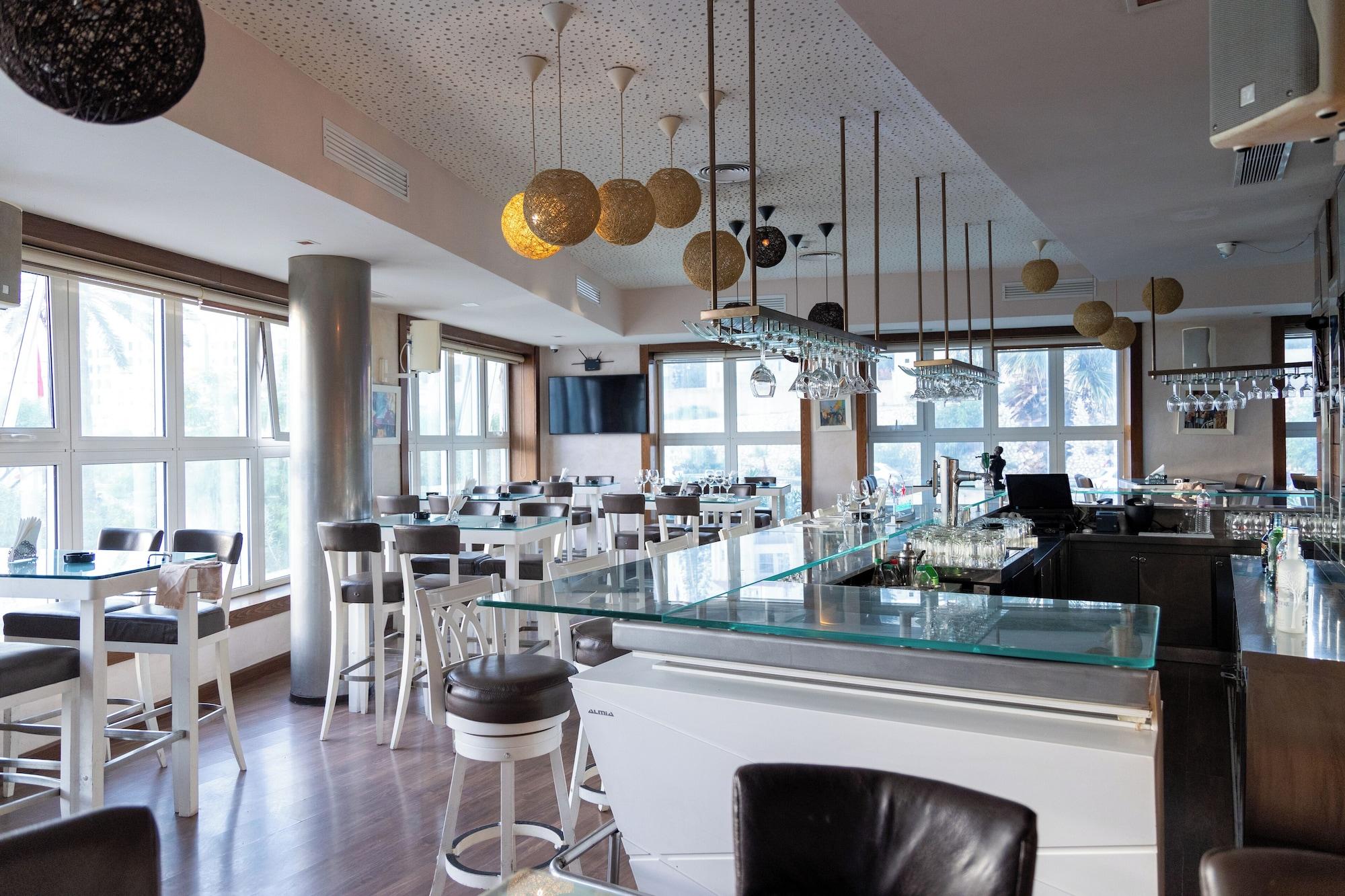 Bar/Salón Tunis Grand Hotel