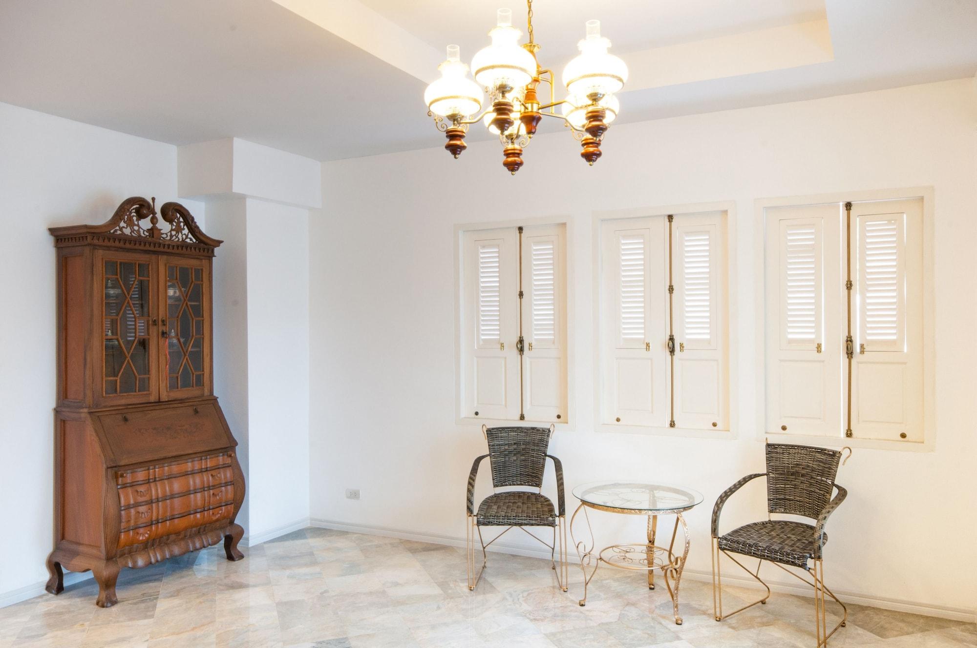 Vista Lobby Dharasom Colonial House