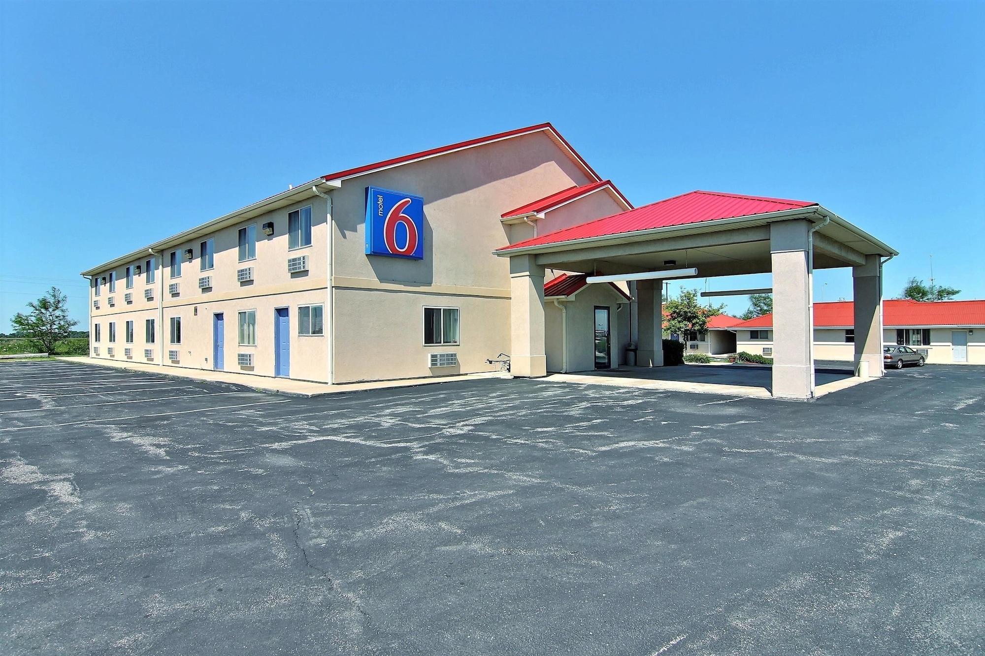 Varios Motel 6 Gilman, IL