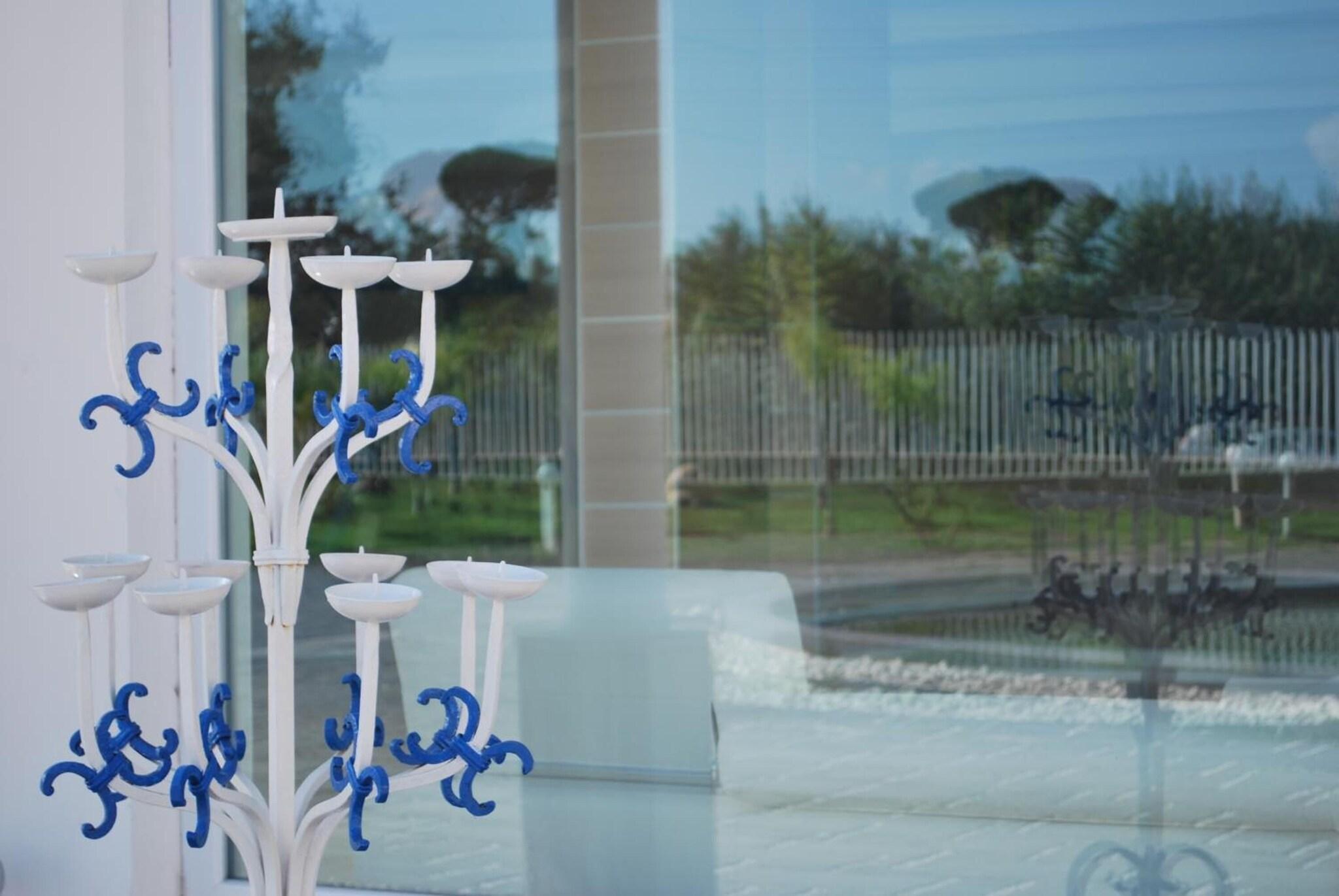 Vista Exterior Hotel The Queen