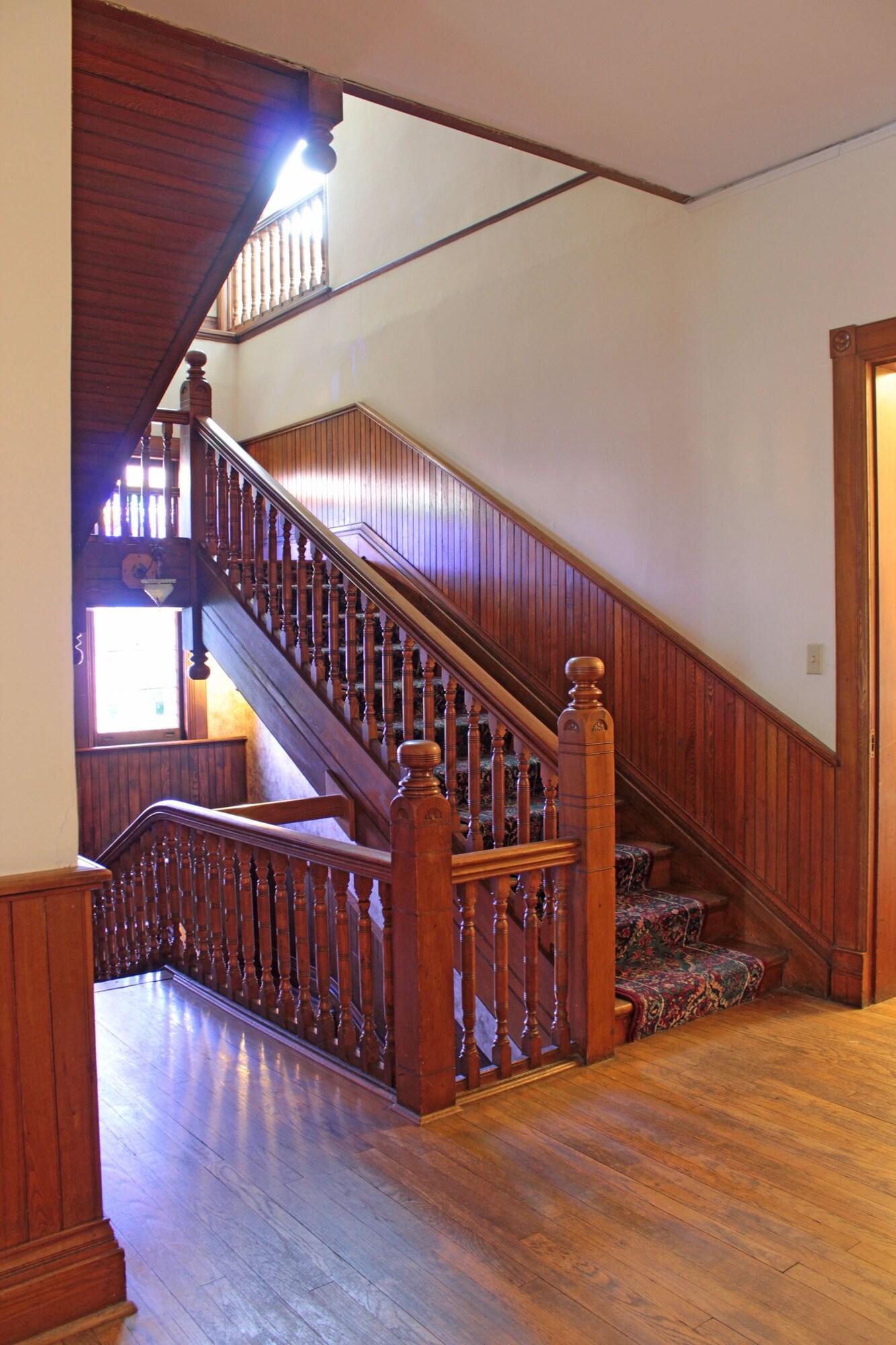 Vista Lobby William Henry Miller Inn