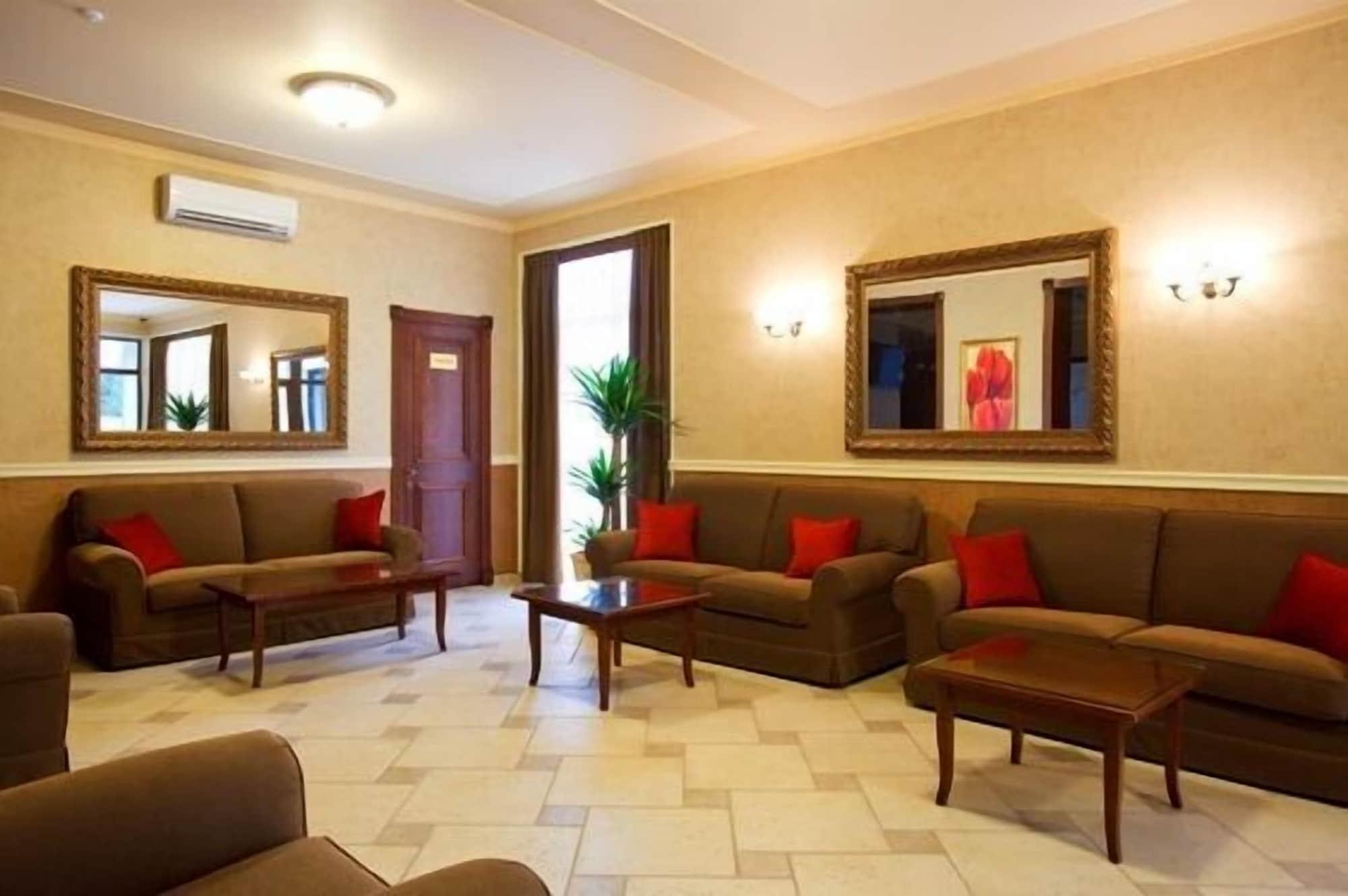 Vista Lobby CityClub Hotel