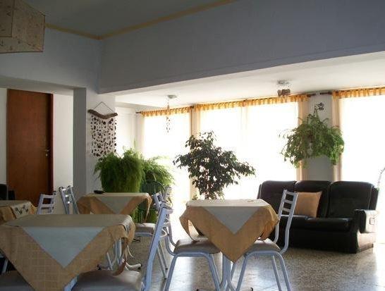 Bar/Salón Hotel Papyrus