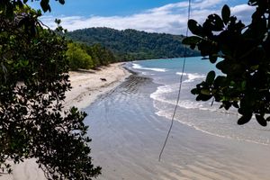 Actividad - Excursión por el norte de Ubatuba en barco