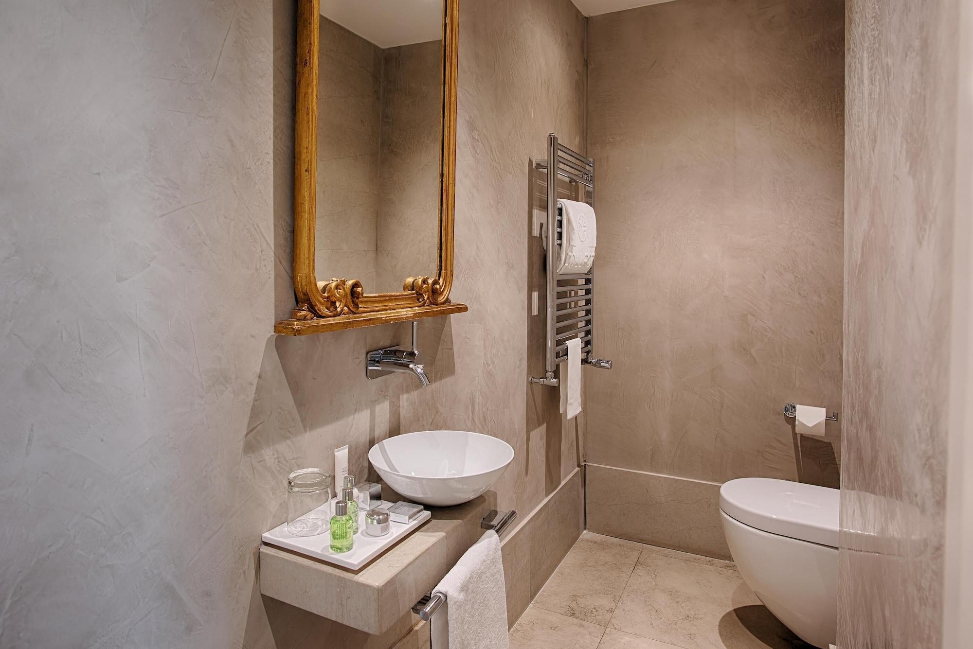 Equipamiento de Habitación NH Collection Firenze Porta Rossa