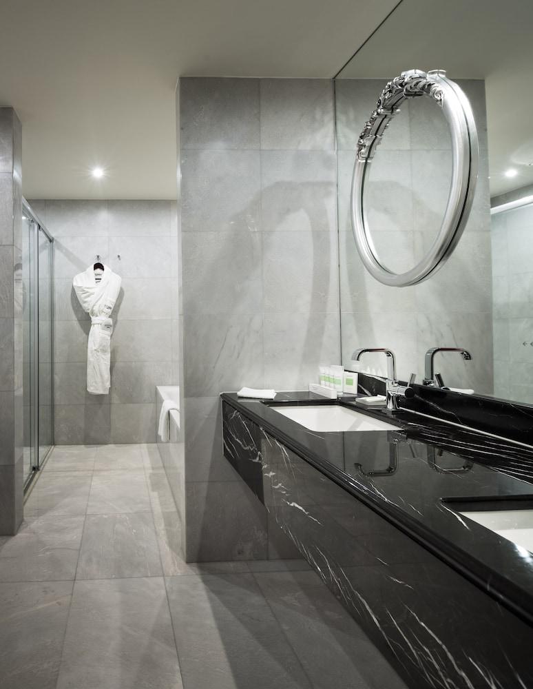 Hotel TITANIC Gendarmenmarkt Berlin