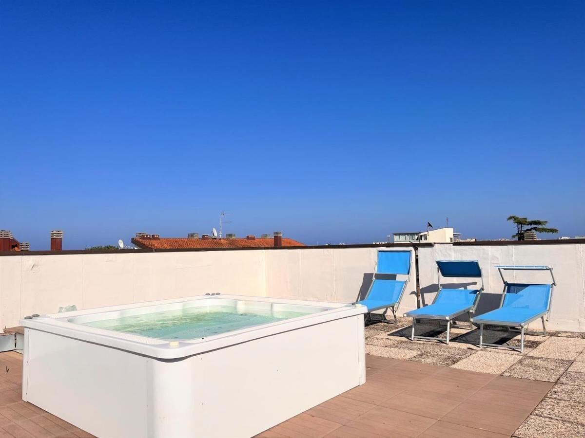 Vista Exterior Hotel Anversa Rimini