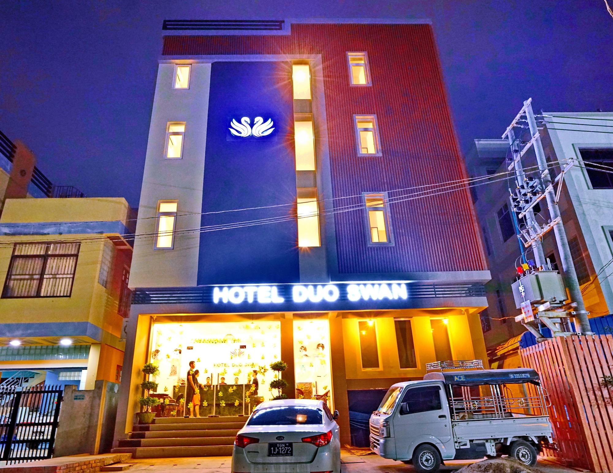 Vista Exterior Hotel Duo Swan