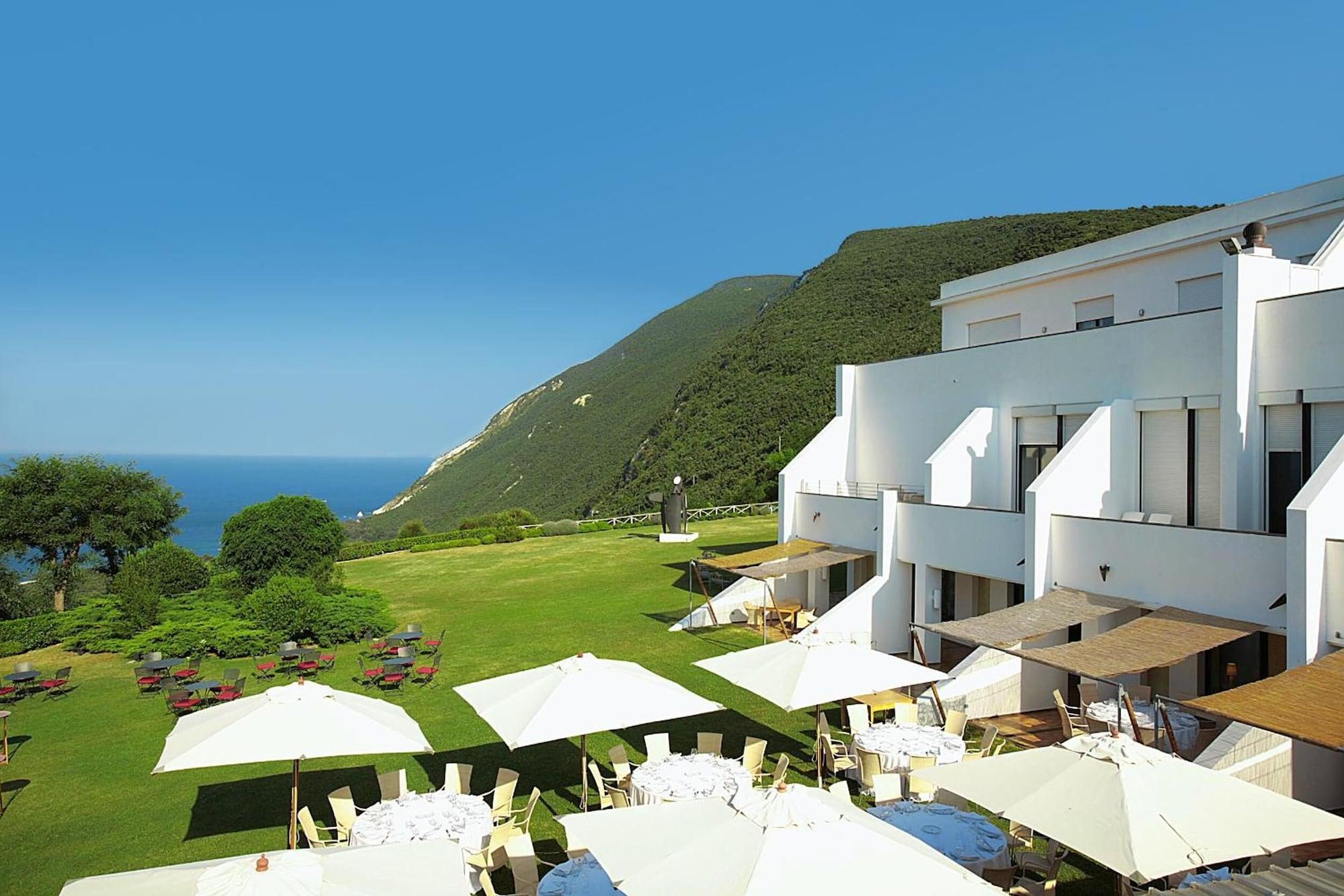 Vista Exterior Hotel Emilia