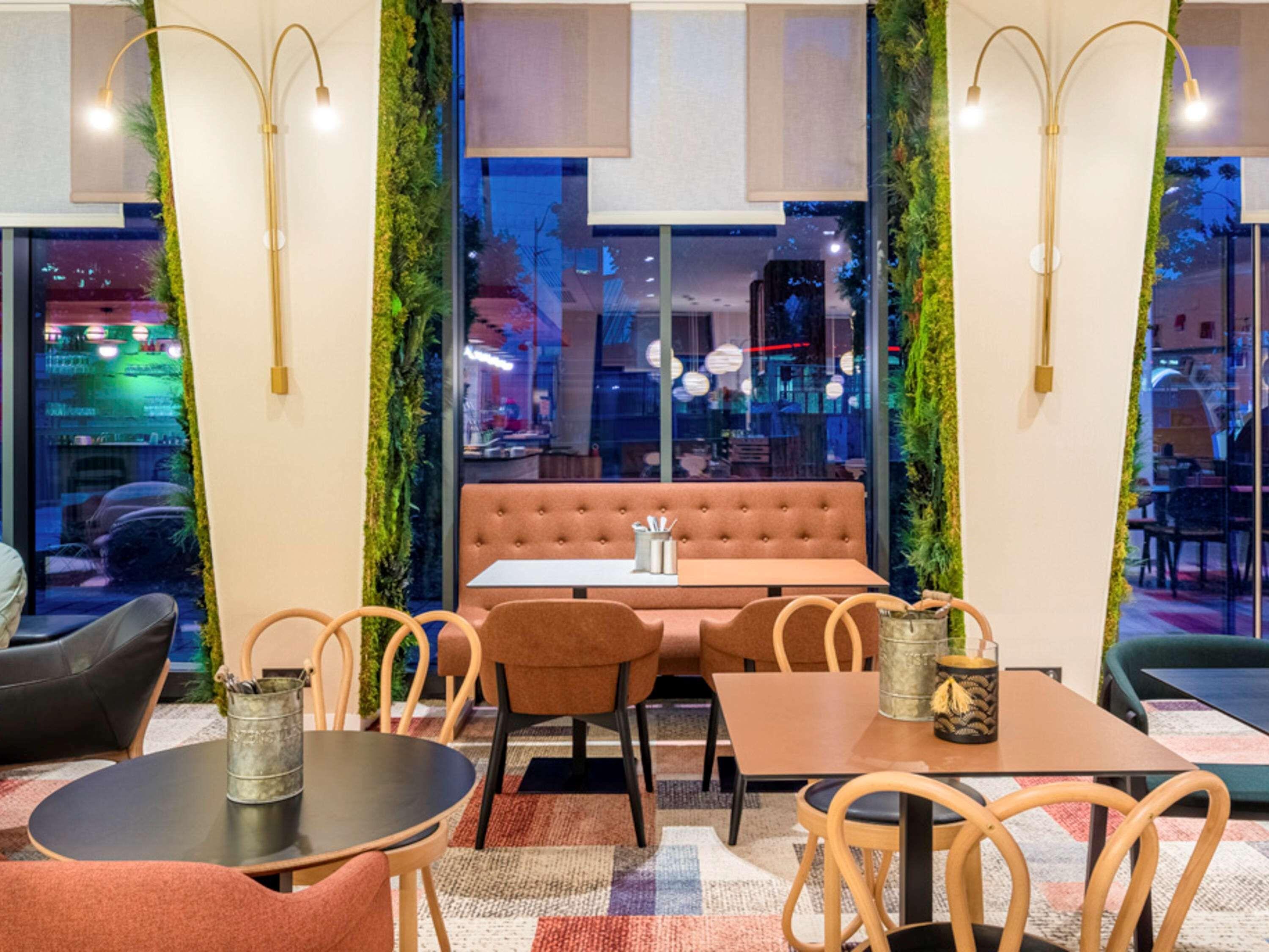 Restaurant ibis Styles Paris Meteor Avenue d'Italie