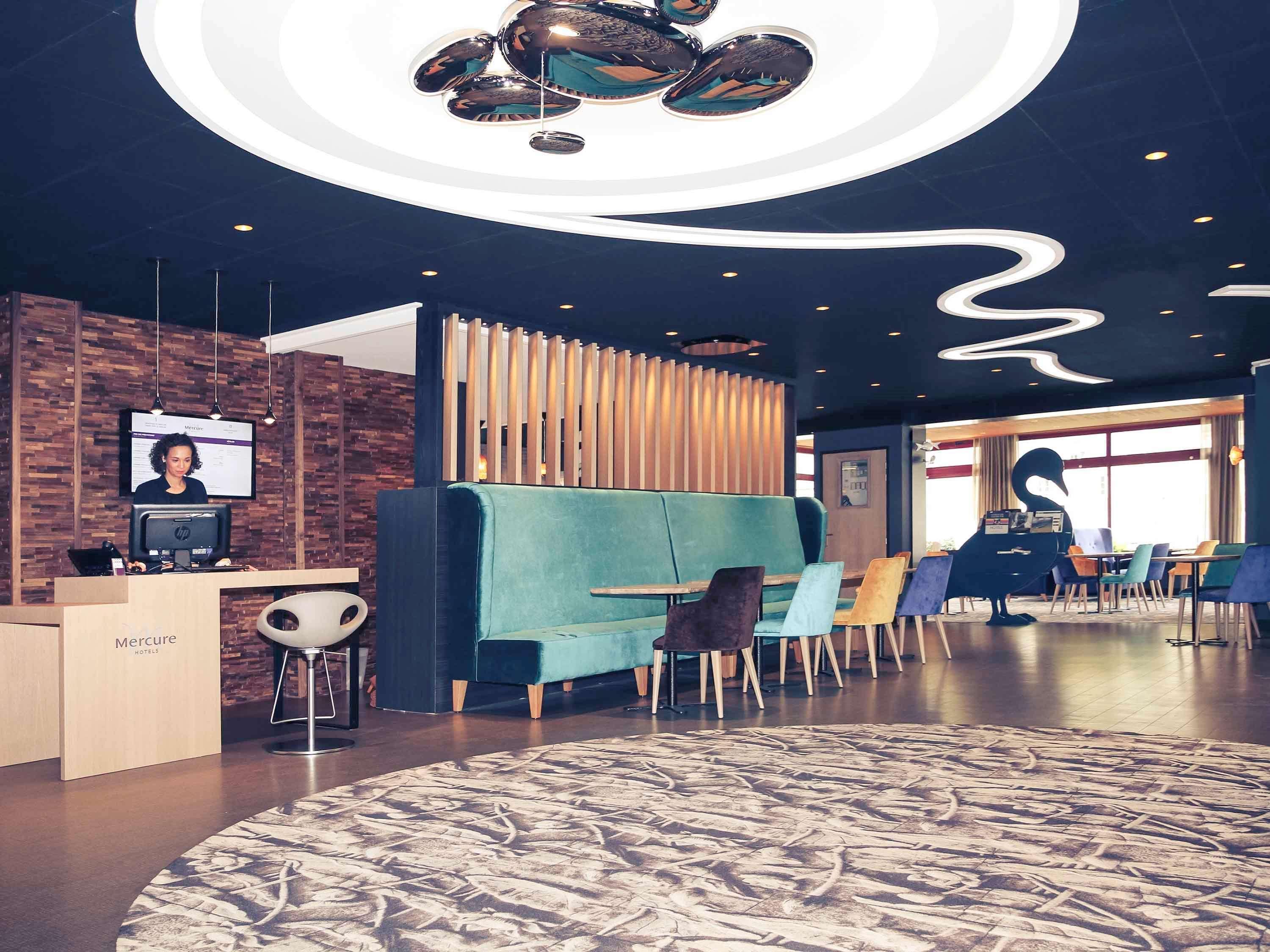 Vista Lobby Mercure Dinan Port Le Jerzual