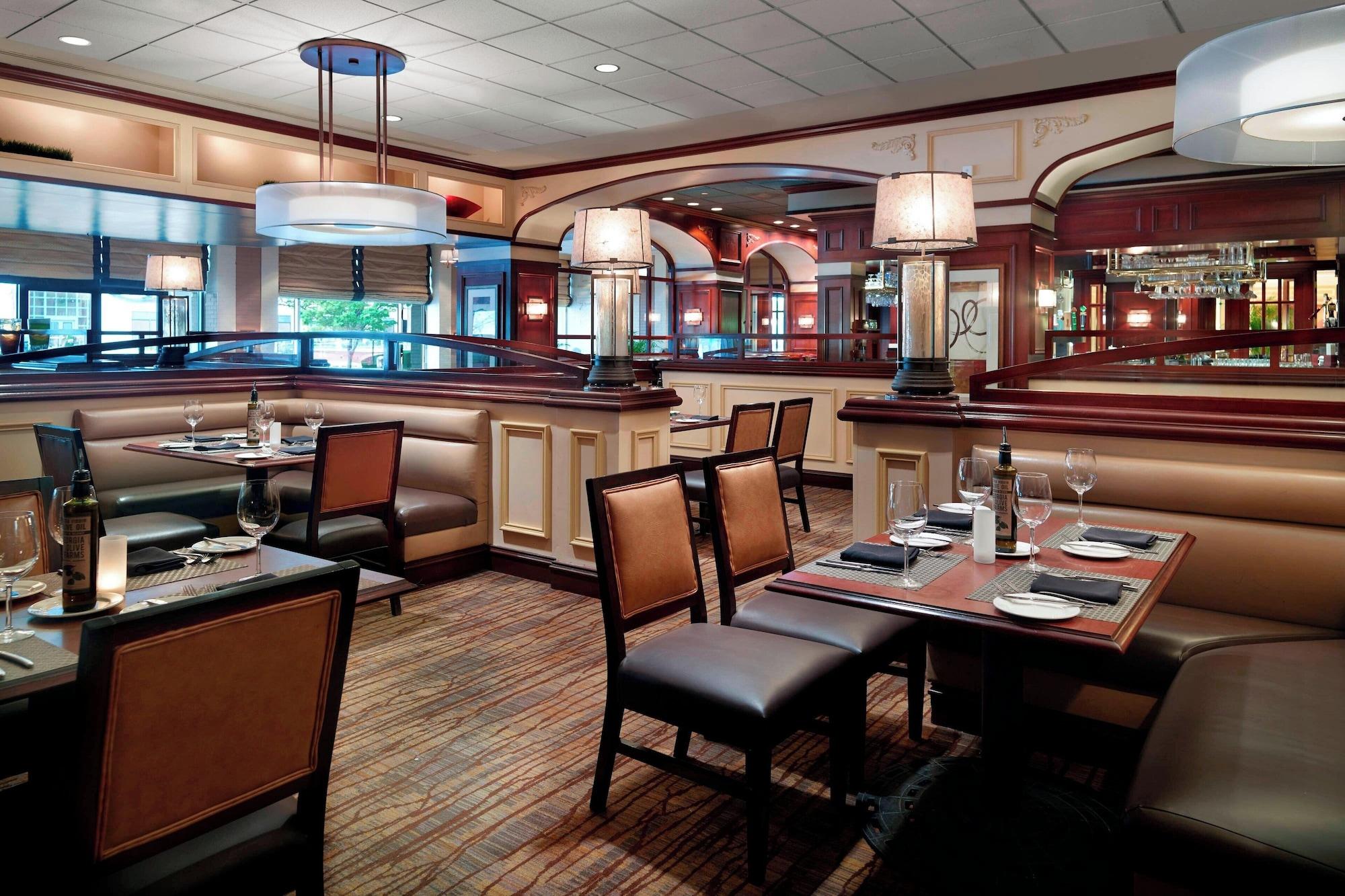 Restaurant Augusta Marriott at the Convention Center