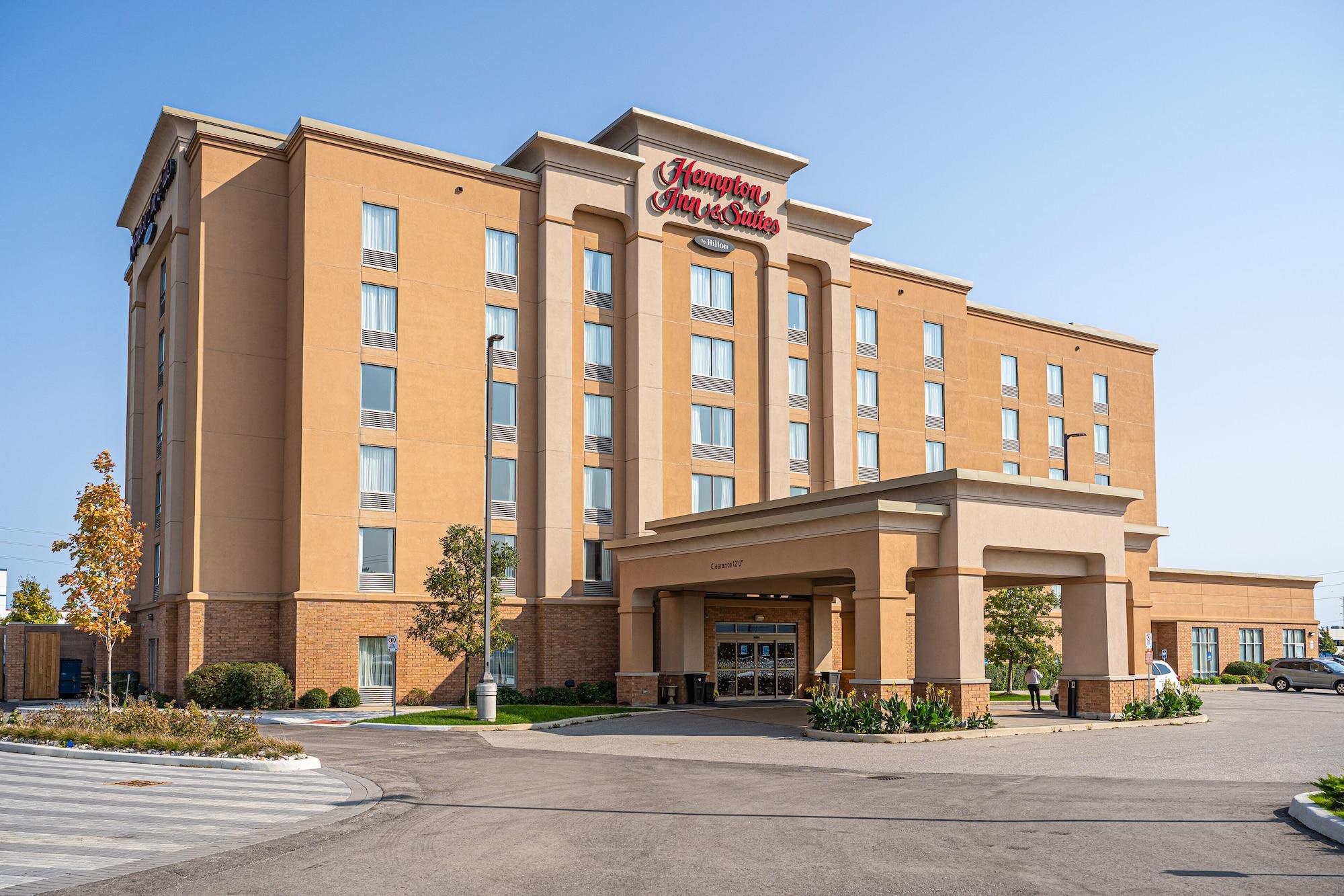 Vista Exterior Hampton Inn & Suites by Hilton Brantford Conference Centre