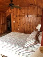 Alquiler Vacacional - Tranquil lake front cabin on Black Lake