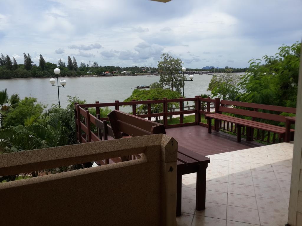 Vista Exterior Krabi City Seaview