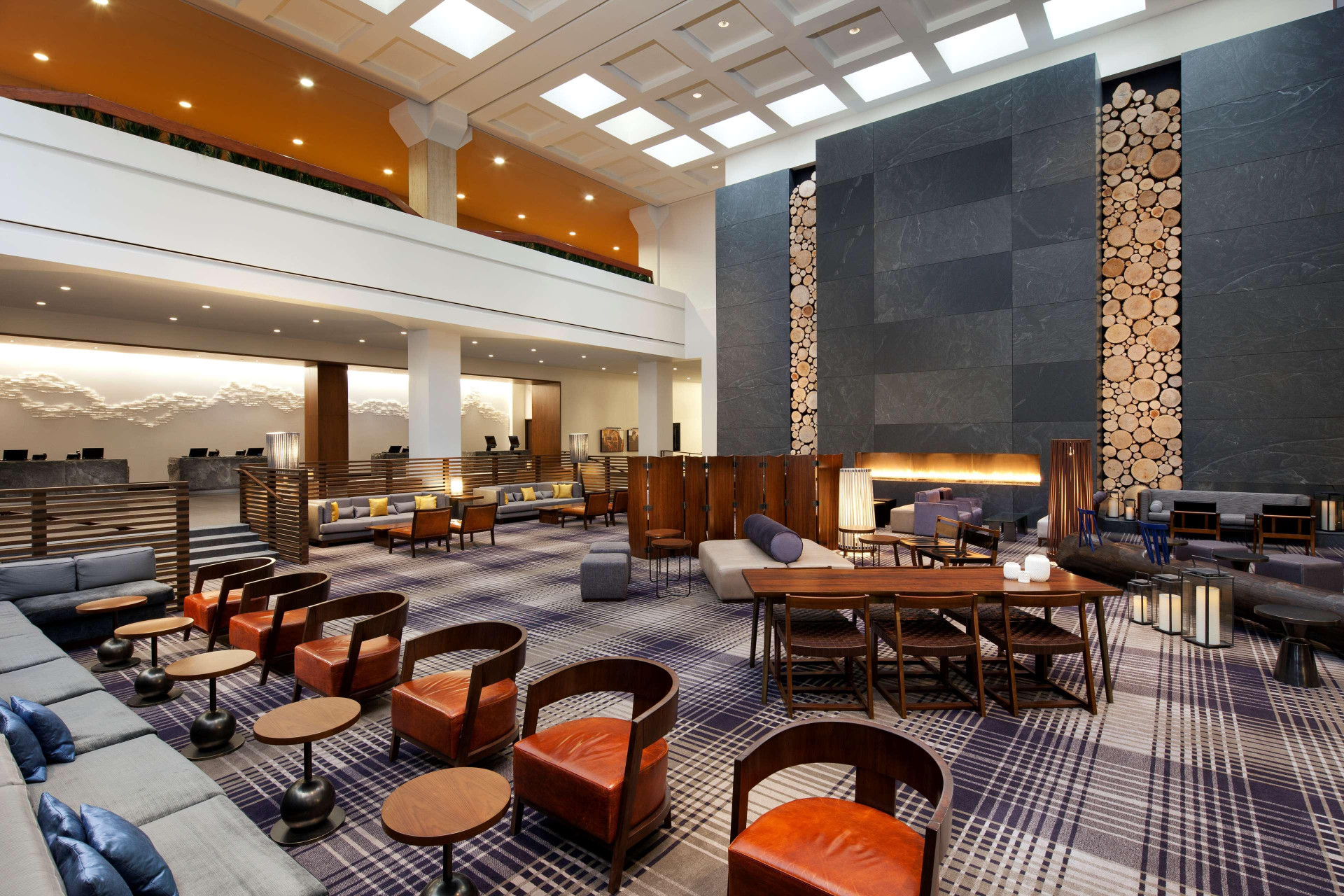 Vista Lobby Hyatt Regency Minneapolis