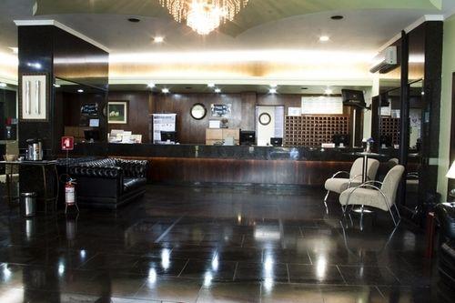 Vista Lobby Hotel Verde Plaza