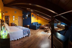 Alojamiento - Micro Hostal La Puerta del Perdon