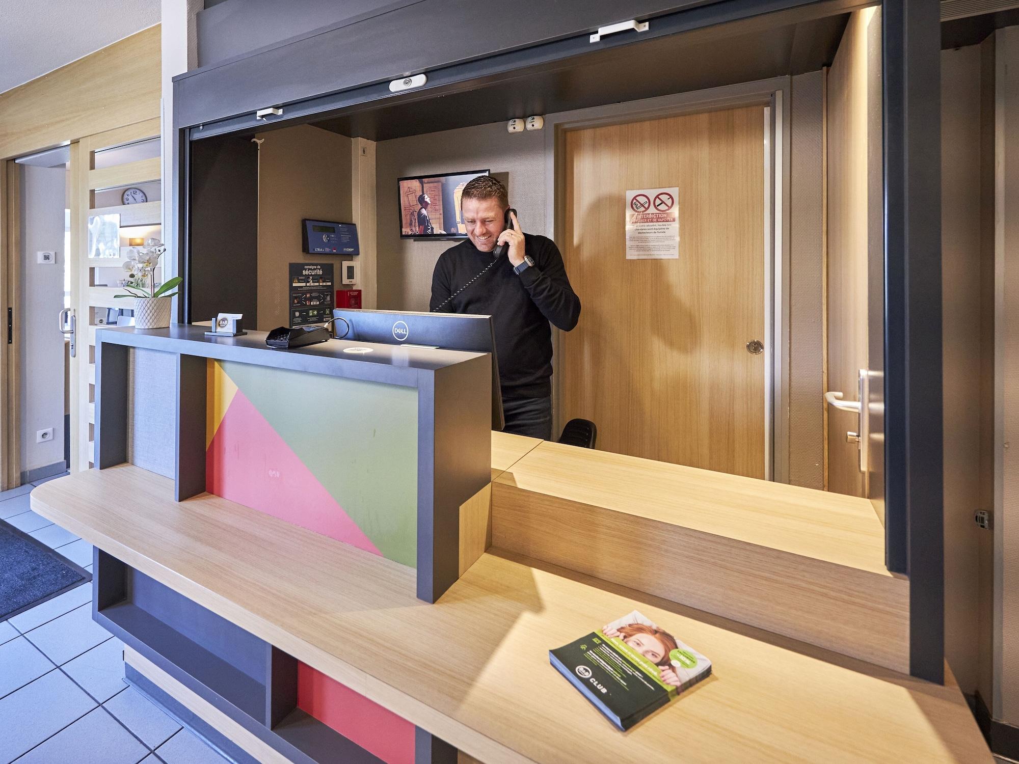 Vista Lobby B&B HOTEL Honfleur