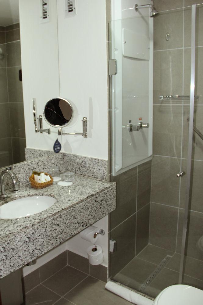 Habitación Nobile Inn & Suites Via Premiere