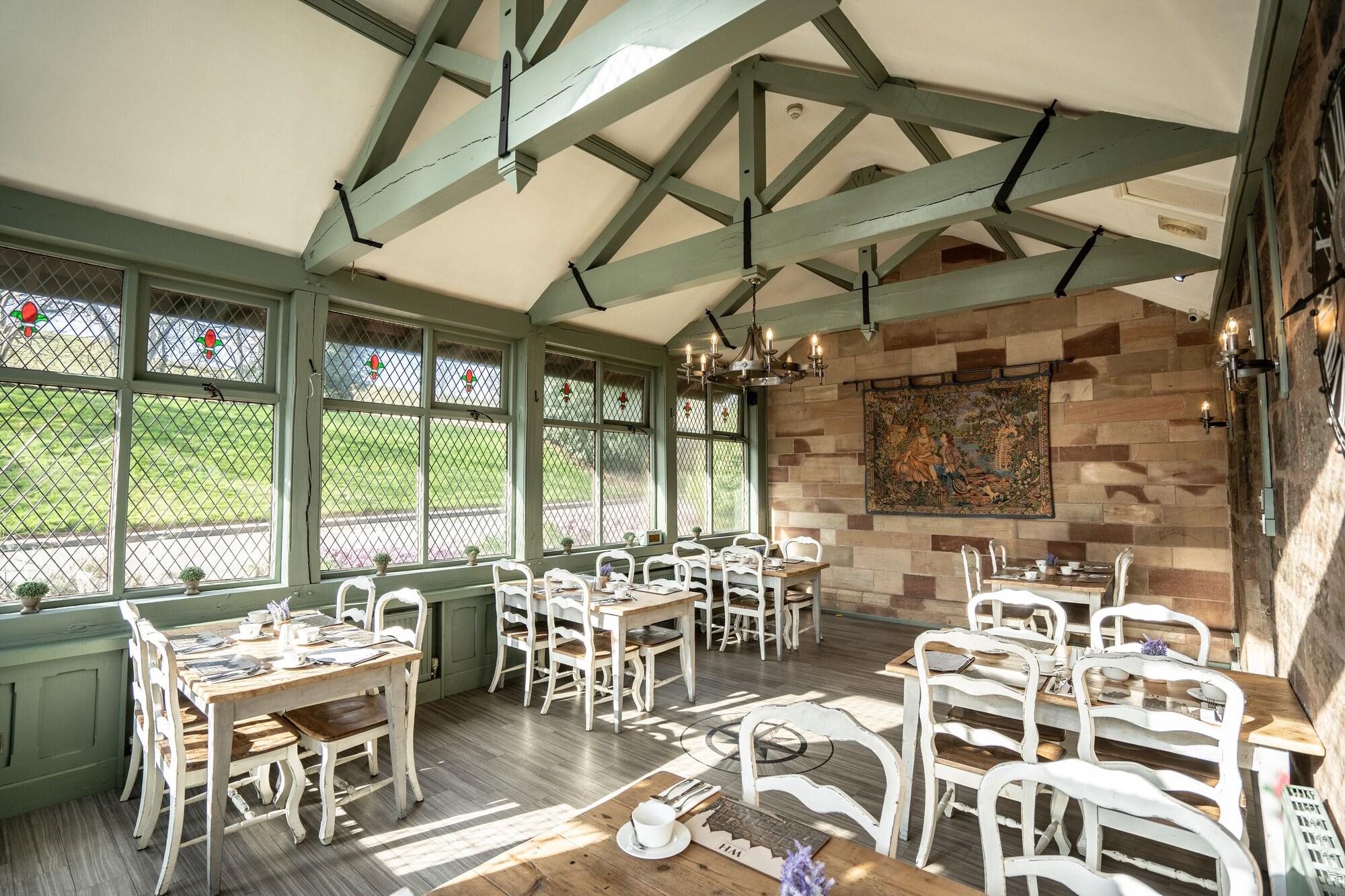 Restaurant Weston Hall