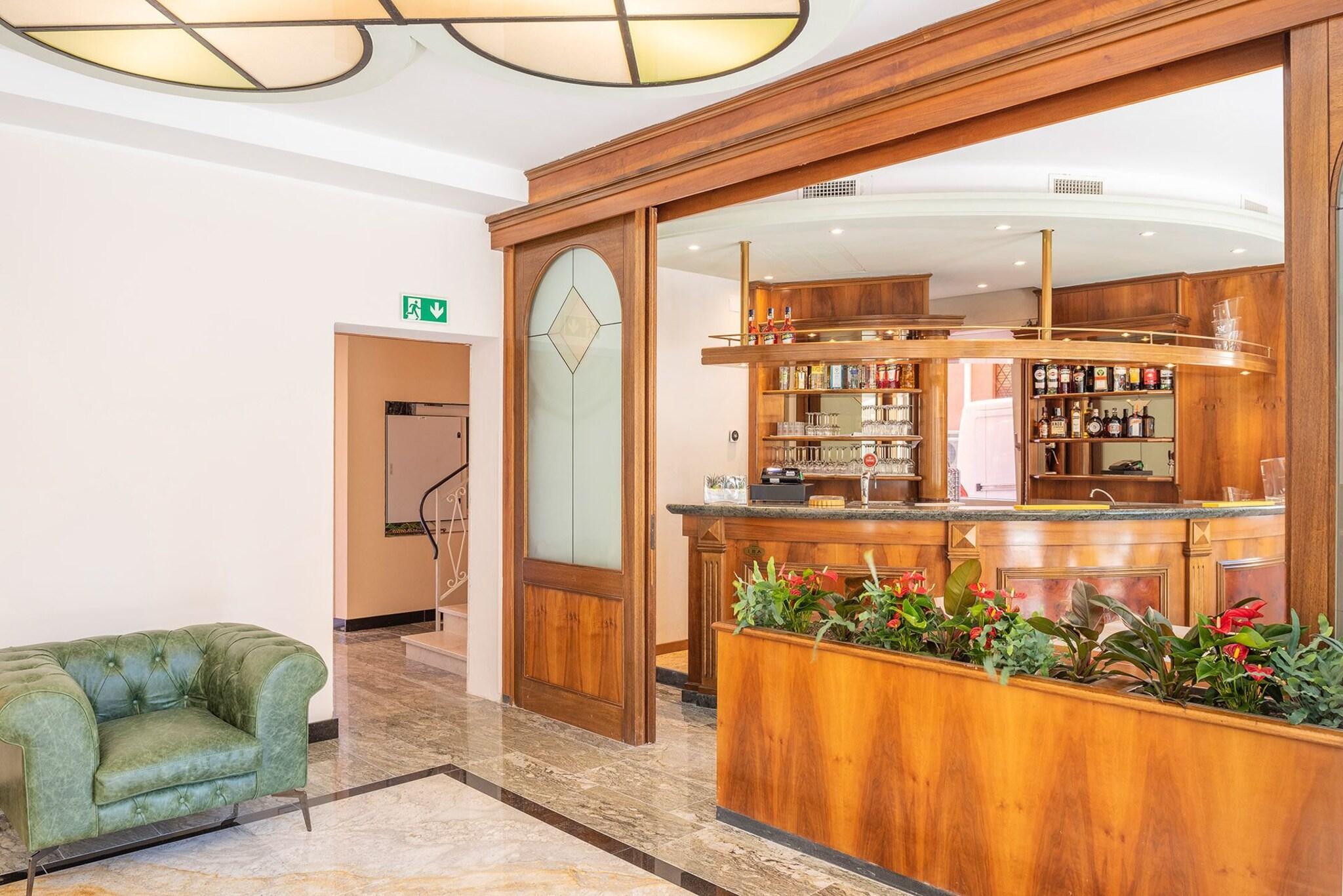 Bar/Salón Hotel Centrale