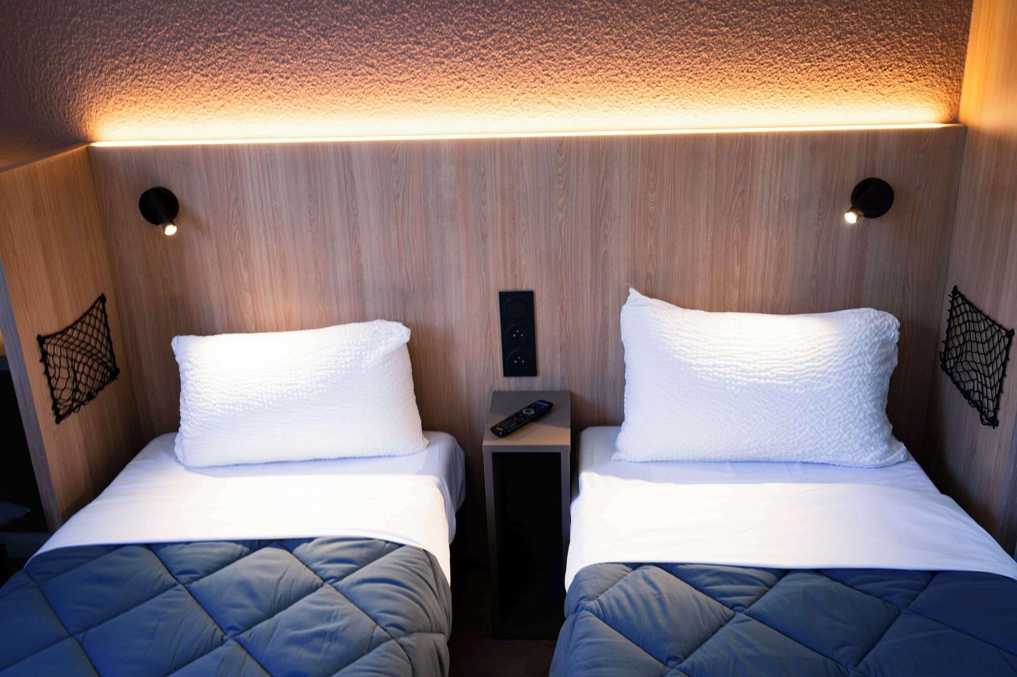 Varios Première Classe Paris Ouest - Gennevilliers Barbanniers