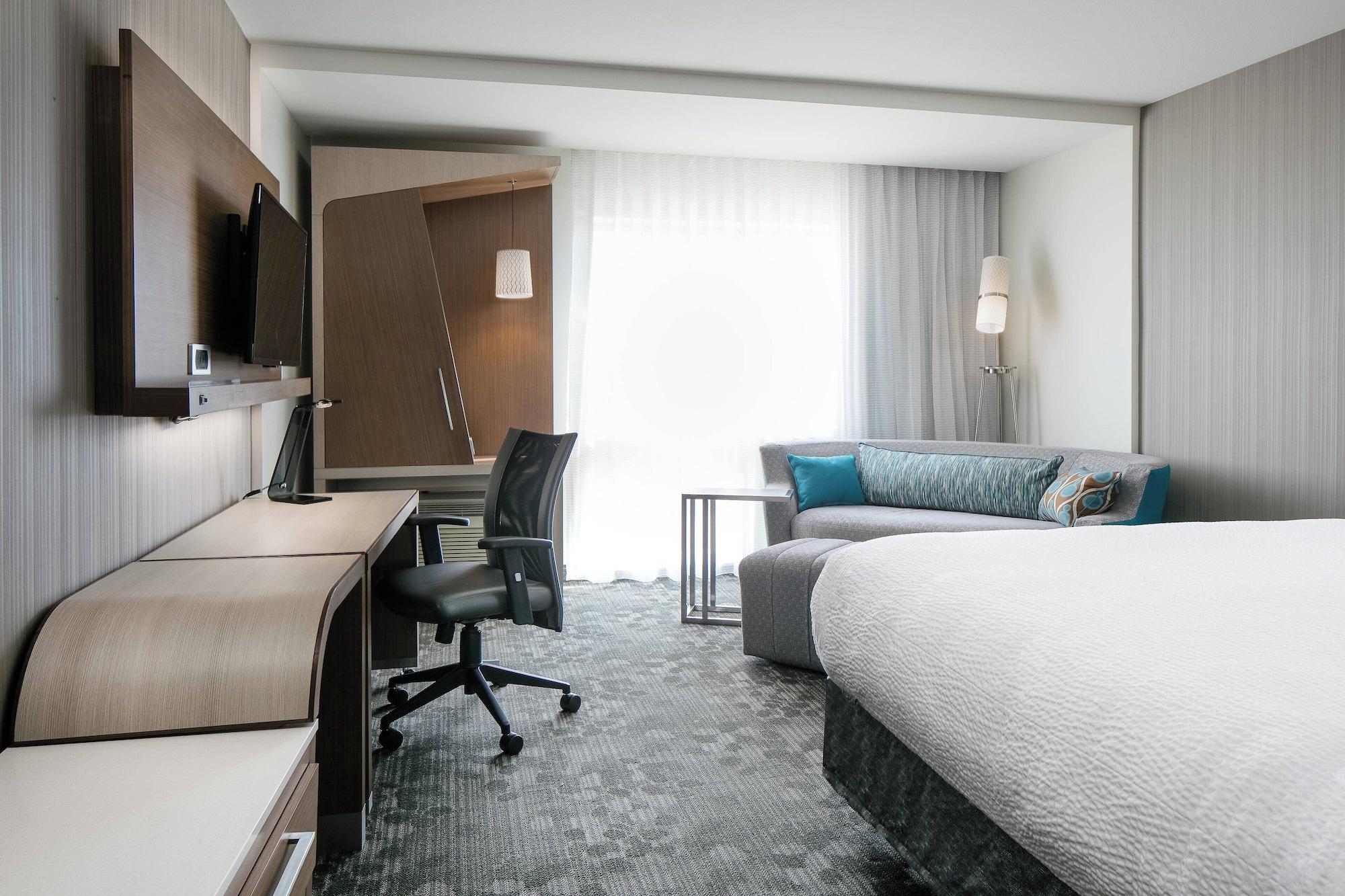 Habitación Courtyard by Marriott Omaha Bellevue Beardmore Event Center