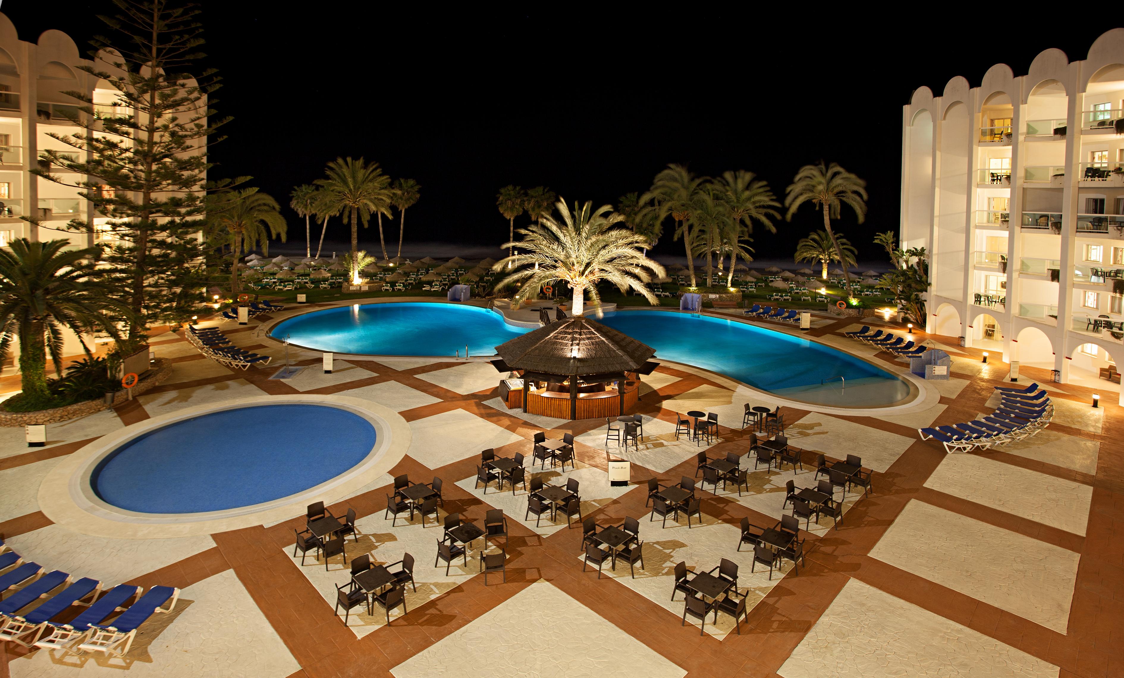 Vista Exterior Ona Marinas de Nerja Spa Resort