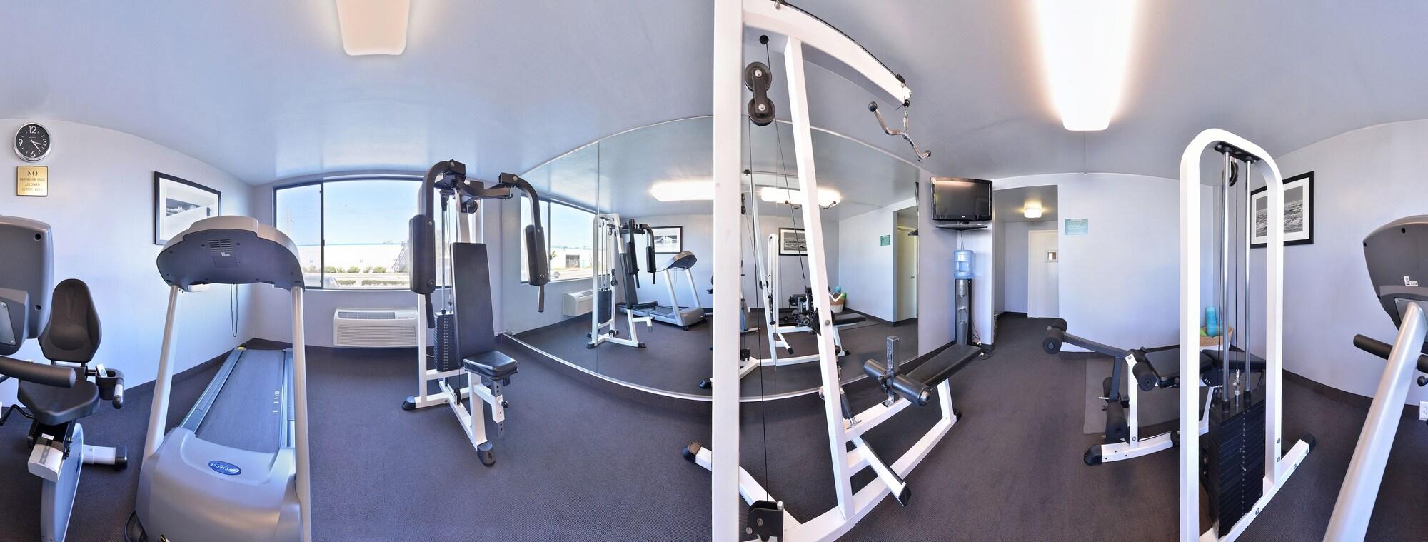 Gimnasio Quality Inn & Suites Montebello - Los Angeles