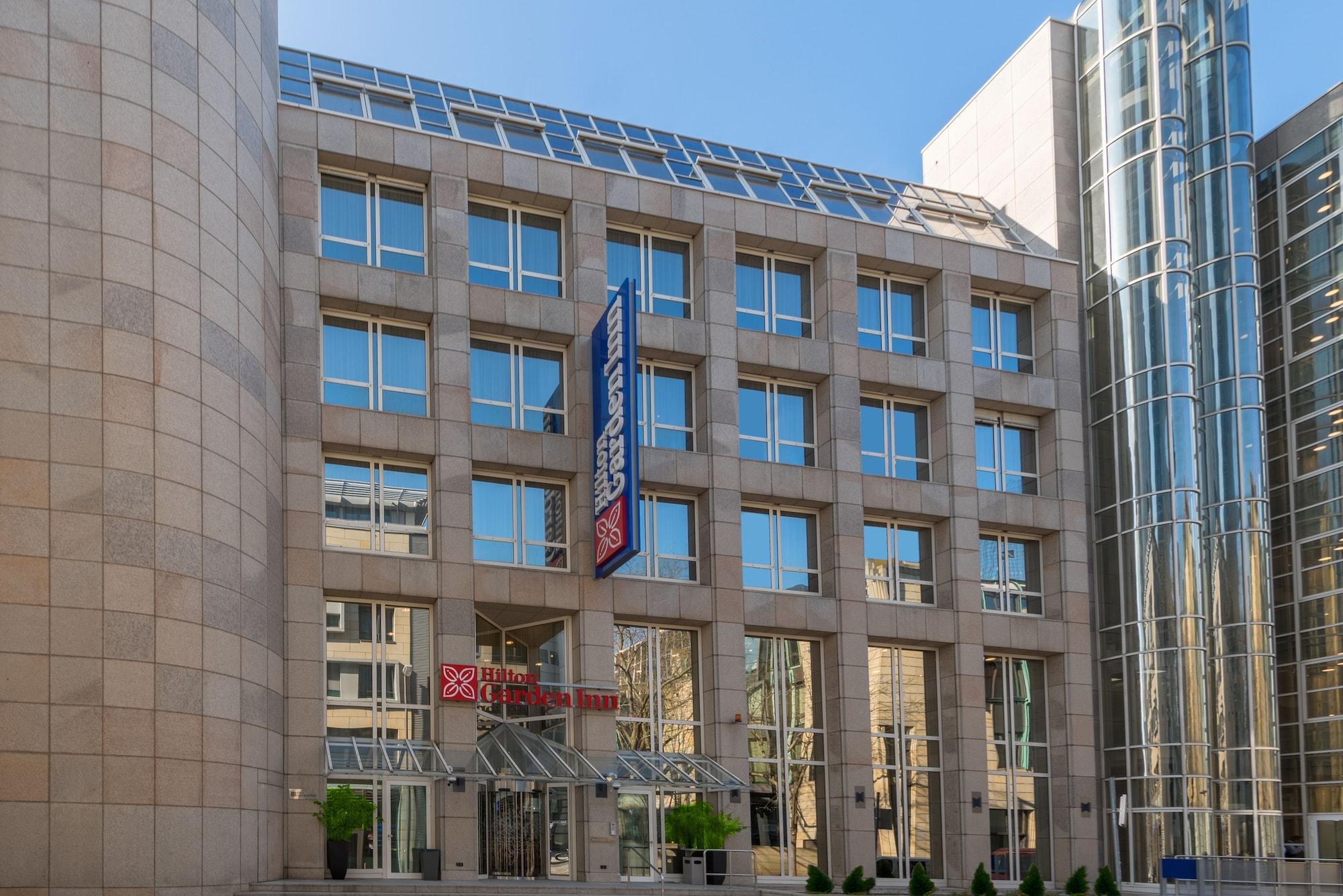 Vista Exterior Hilton Garden Inn Frankfurt City Centre