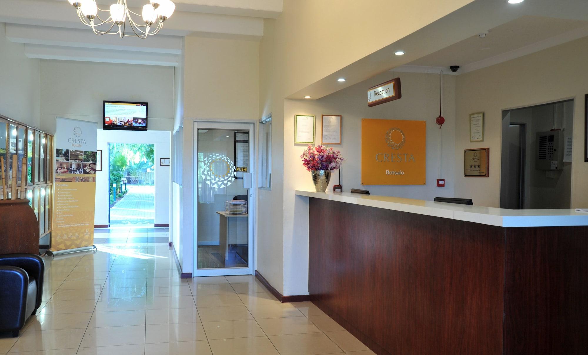 Vista Lobby Cresta Botsalo