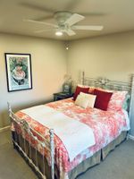 Alquiler Vacacional - Stunning views of wine country - charming 2-bedroom cottage in Templeton.