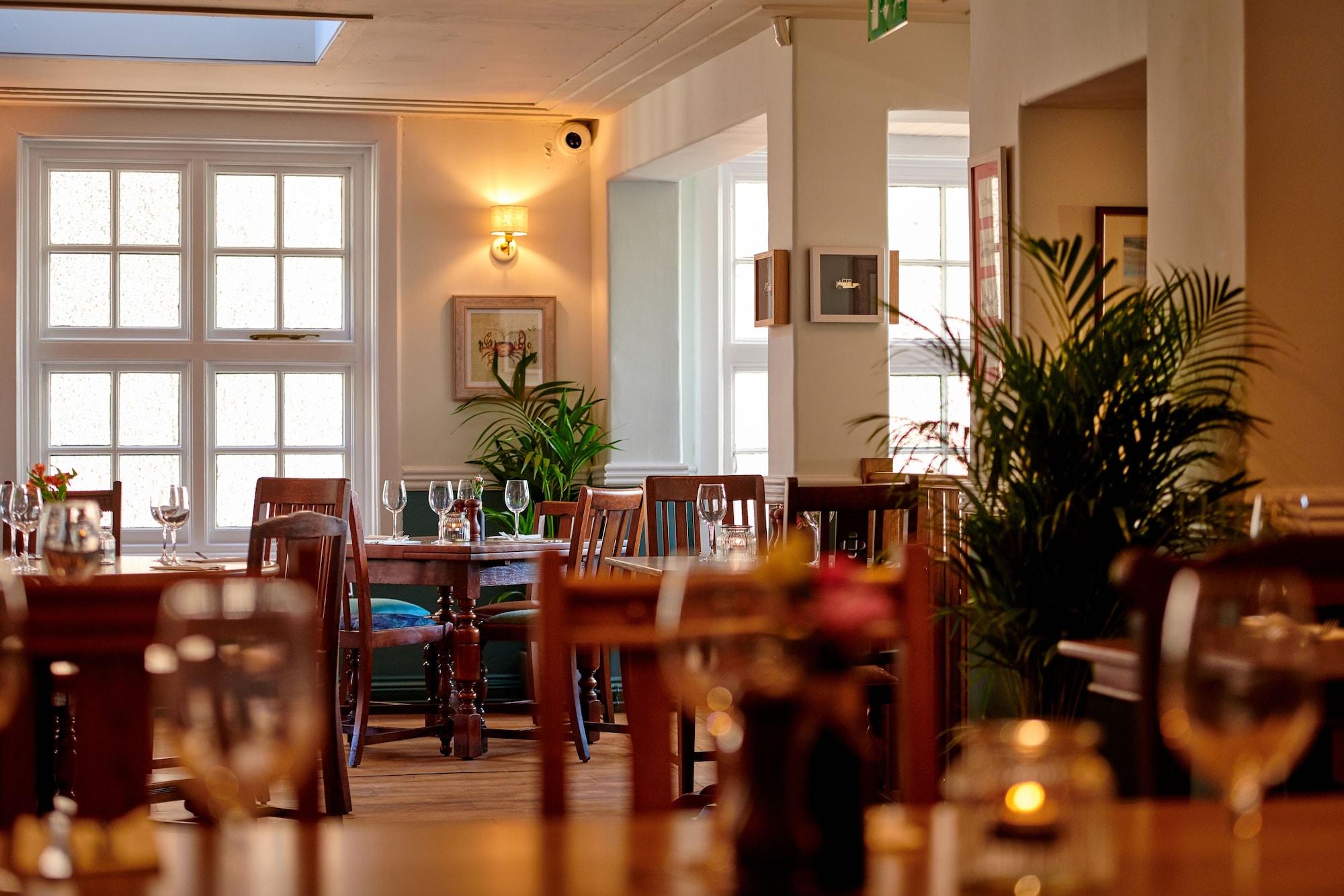 Vista Lobby The Ship