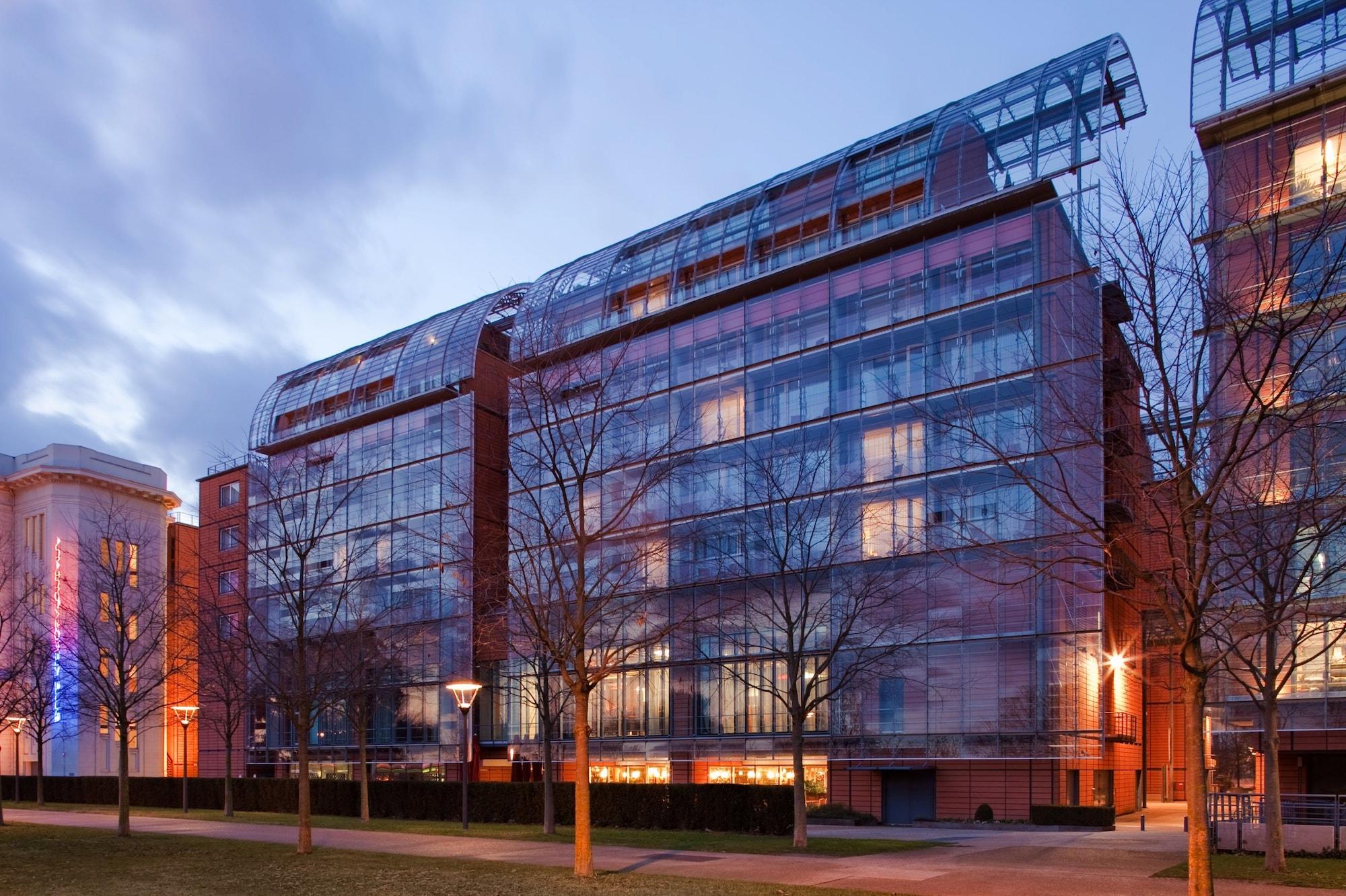 Vista Exterior Marriott Lyon Cité Internationale