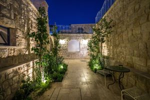 Alojamiento - The Way Inn